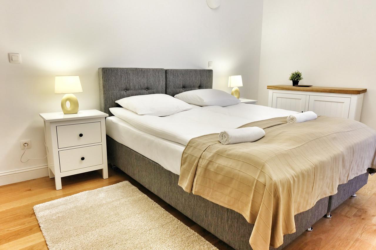 Top Spot Residence Bruxelles Eksteriør billede